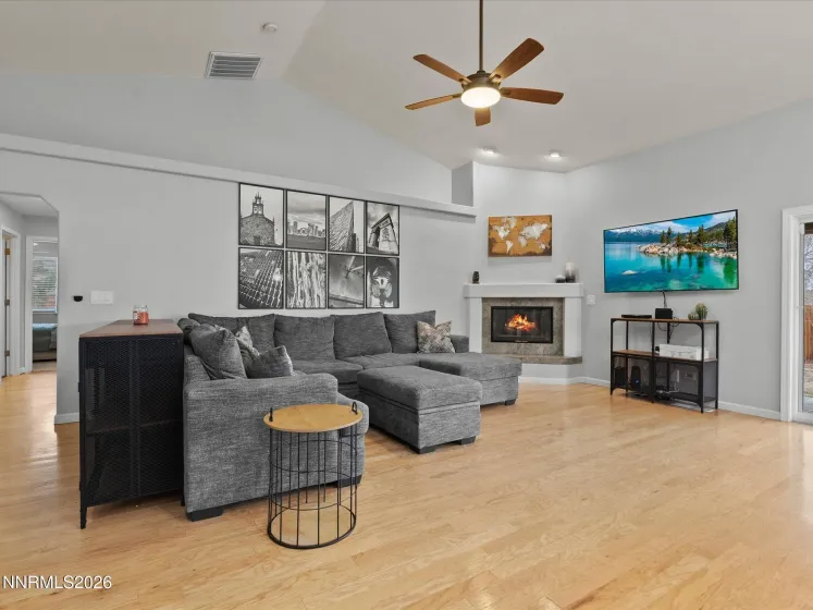 112 Alexander, Fernley, Nevada 89408, 3 Bedrooms Bedrooms, ,2 BathroomsBathrooms,Residential,Residential,Alexander,260001953