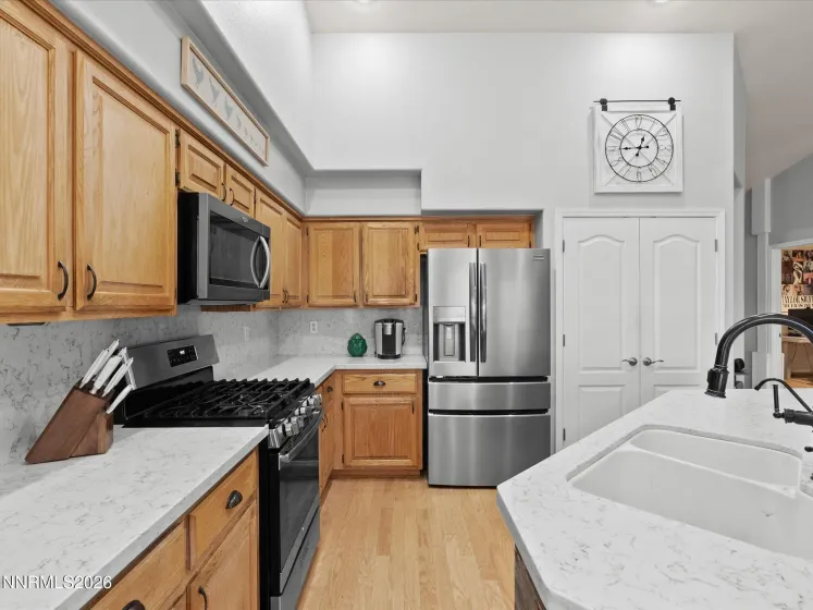 112 Alexander, Fernley, Nevada 89408, 3 Bedrooms Bedrooms, ,2 BathroomsBathrooms,Residential,Residential,Alexander,260001953