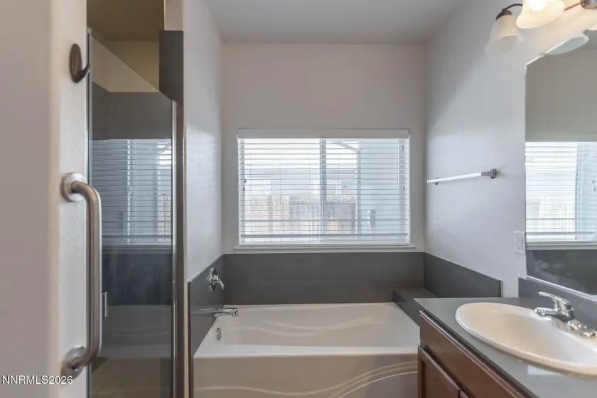 2286 Hayfield, Fernley, Nevada 89408, 4 Bedrooms Bedrooms, ,3 BathroomsBathrooms,Residential,Residential,Hayfield,260001954