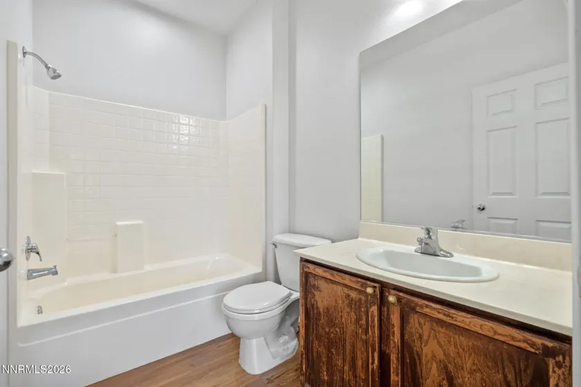 5362 Village Meadows, Sparks, Nevada 89436, 2 Bedrooms Bedrooms, ,2 BathroomsBathrooms,Residential,Residential,Village Meadows,260001958