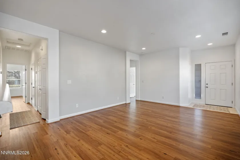 5362 Village Meadows, Sparks, Nevada 89436, 2 Bedrooms Bedrooms, ,2 BathroomsBathrooms,Residential,Residential,Village Meadows,260001958