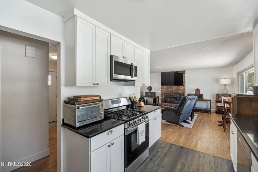 14660 Rim Rock, Reno, Nevada 89521, 3 Bedrooms Bedrooms, ,2 BathroomsBathrooms,Residential,Residential,Rim Rock,260001959