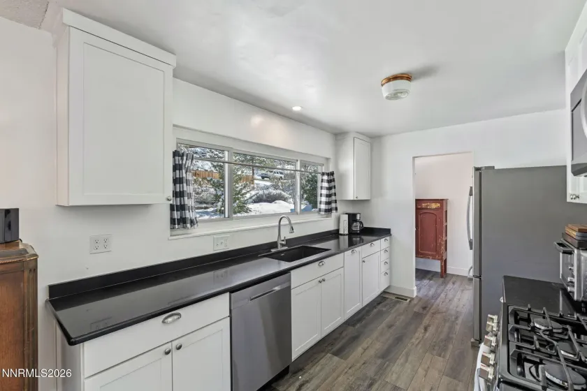 14660 Rim Rock, Reno, Nevada 89521, 3 Bedrooms Bedrooms, ,2 BathroomsBathrooms,Residential,Residential,Rim Rock,260001959