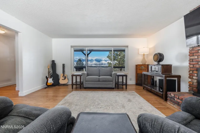 14660 Rim Rock, Reno, Nevada 89521, 3 Bedrooms Bedrooms, ,2 BathroomsBathrooms,Residential,Residential,Rim Rock,260001959