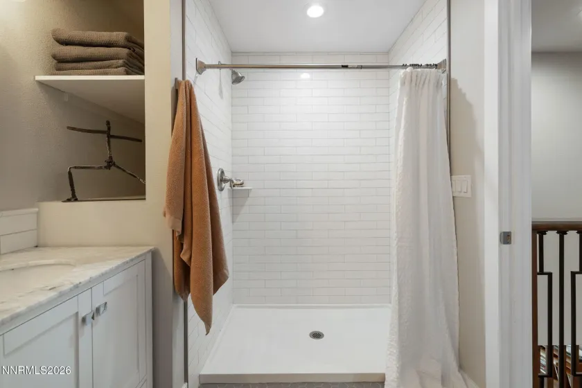 1301 Wright, Reno, Nevada 89509, 3 Bedrooms Bedrooms, ,3 BathroomsBathrooms,Residential,Residential,Wright,260001960