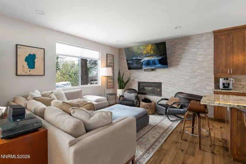 1301 Wright, Reno, Nevada 89509, 3 Bedrooms Bedrooms, ,3 BathroomsBathrooms,Residential,Residential,Wright,260001960