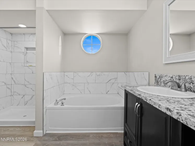 6060 Torrington, Reno, Nevada 89509, 4 Bedrooms Bedrooms, ,3 BathroomsBathrooms,Residential,Residential,Torrington,260001966