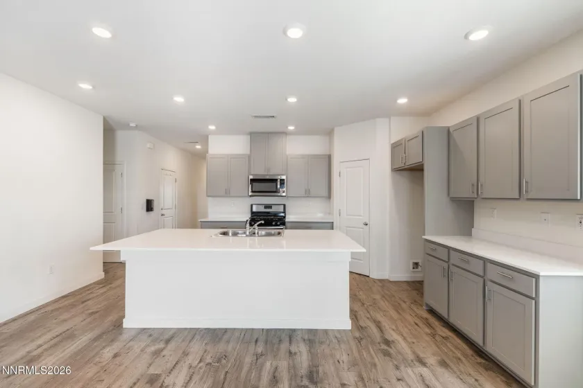 962 Kathryn, Fernley, Nevada 89408, 4 Bedrooms Bedrooms, ,2 BathroomsBathrooms,Residential,Residential,Kathryn,260001968