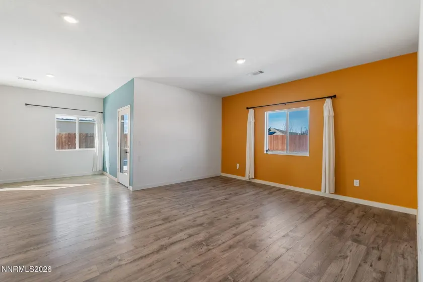 962 Kathryn, Fernley, Nevada 89408, 4 Bedrooms Bedrooms, ,2 BathroomsBathrooms,Residential,Residential,Kathryn,260001968