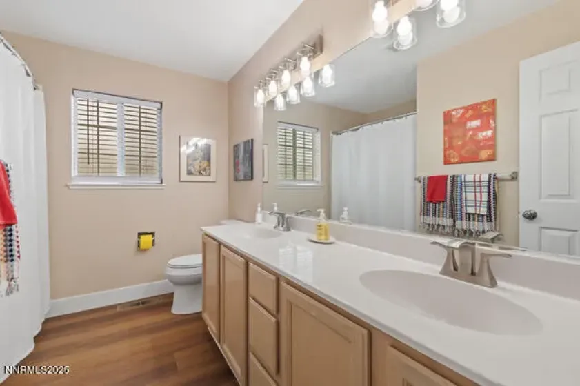 322 Omni, Spanish Springs, Nevada 89441, 4 Bedrooms Bedrooms, ,3 BathroomsBathrooms,Residential,Residential,Omni,250057901