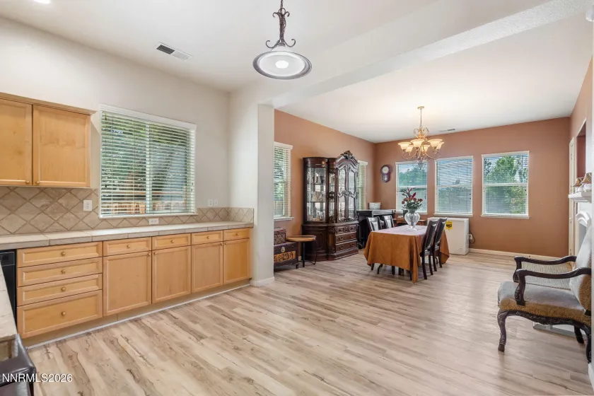 7337 Phoenix, Sparks, Nevada 89436, 4 Bedrooms Bedrooms, ,3 BathroomsBathrooms,Residential,Residential,Phoenix,0,260001977