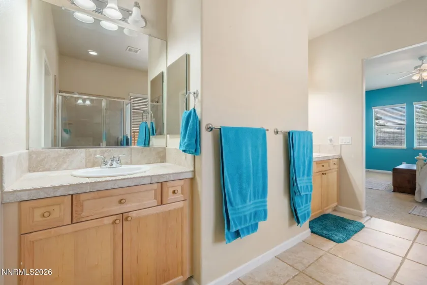 7337 Phoenix, Sparks, Nevada 89436, 4 Bedrooms Bedrooms, ,3 BathroomsBathrooms,Residential,Residential,Phoenix,0,260001977