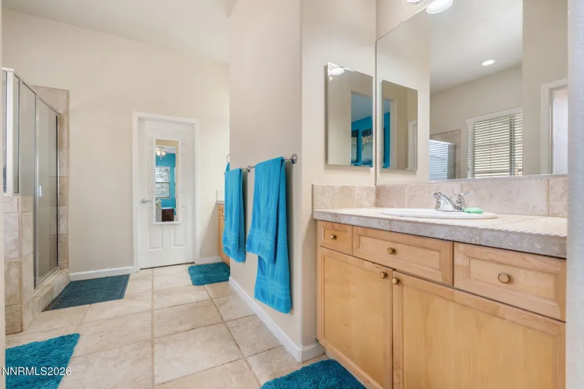 7337 Phoenix, Sparks, Nevada 89436, 4 Bedrooms Bedrooms, ,3 BathroomsBathrooms,Residential,Residential,Phoenix,0,260001977