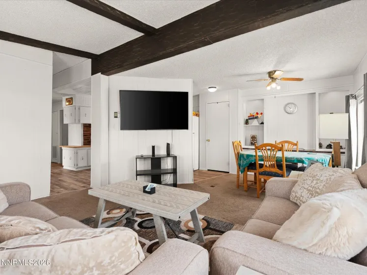 7815 Springfield, Silver Springs, Nevada 89429, 3 Bedrooms Bedrooms, ,2 BathroomsBathrooms,Residential,Residential,Springfield,260001978