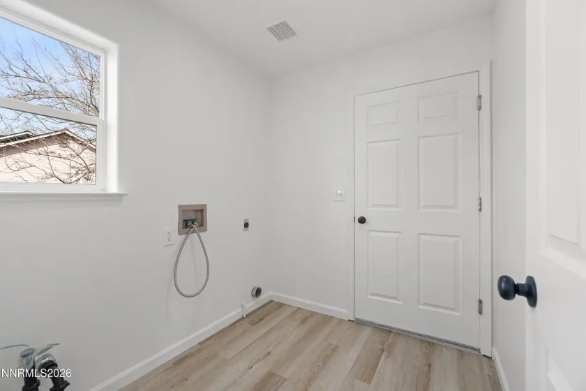 4015 Raven, Fallon, Nevada 89406, 3 Bedrooms Bedrooms, ,2 BathroomsBathrooms,Residential,Residential,Raven,260001984