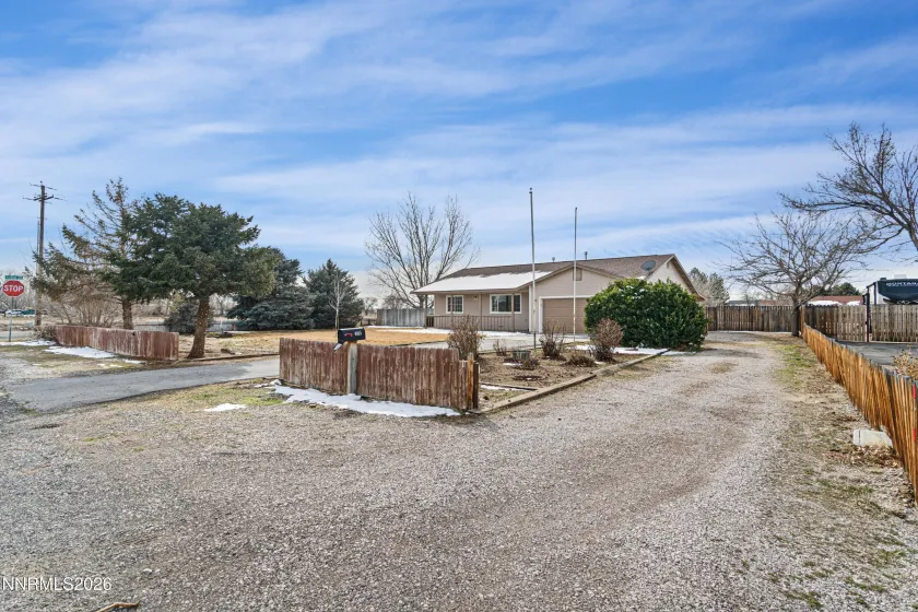 4015 Raven, Fallon, Nevada 89406, 3 Bedrooms Bedrooms, ,2 BathroomsBathrooms,Residential,Residential,Raven,260001984