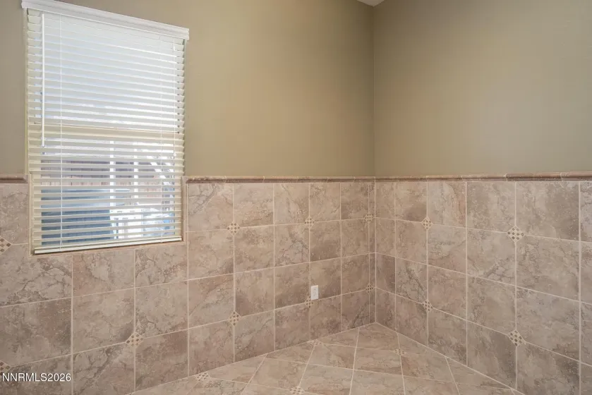 1215 Ebling, Sparks, Nevada 89436, 3 Bedrooms Bedrooms, ,3 BathroomsBathrooms,Residential,Residential,Ebling,260001987