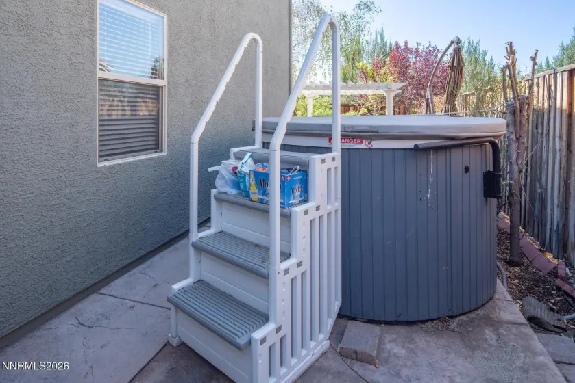 1215 Ebling, Sparks, Nevada 89436, 3 Bedrooms Bedrooms, ,3 BathroomsBathrooms,Residential,Residential,Ebling,260001987