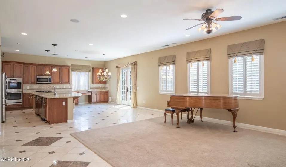 1215 Ebling, Sparks, Nevada 89436, 3 Bedrooms Bedrooms, ,3 BathroomsBathrooms,Residential,Residential,Ebling,260001987