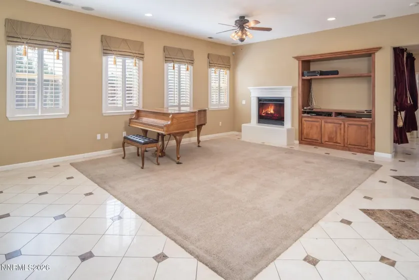 1215 Ebling, Sparks, Nevada 89436, 3 Bedrooms Bedrooms, ,3 BathroomsBathrooms,Residential,Residential,Ebling,260001987