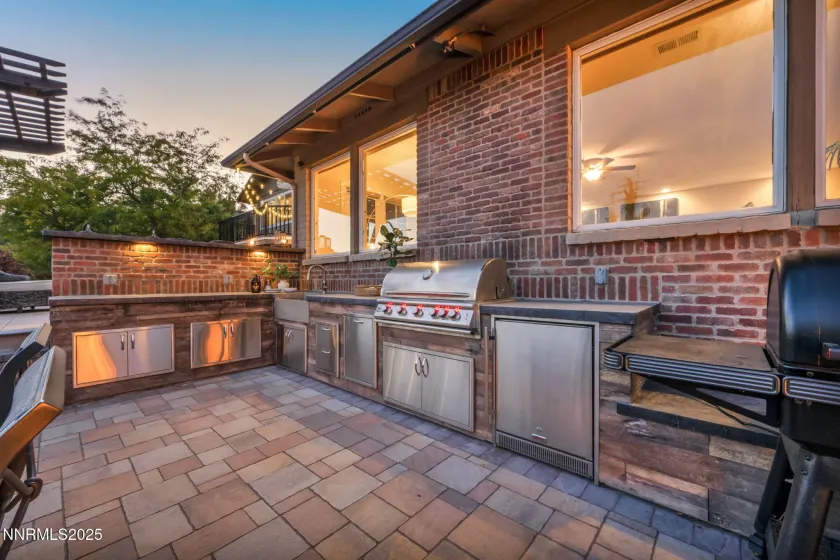 2360 Pioneer, Reno, Nevada 89509, 5 Bedrooms Bedrooms, ,4 BathroomsBathrooms,Residential,Residential,Pioneer,250057015