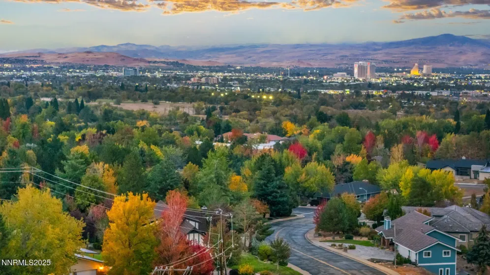 2360 Pioneer, Reno, Nevada 89509, 5 Bedrooms Bedrooms, ,4 BathroomsBathrooms,Residential,Residential,Pioneer,250057015