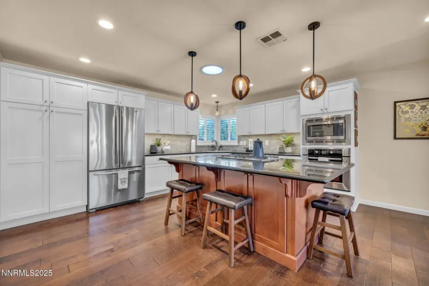 2360 Pioneer, Reno, Nevada 89509, 5 Bedrooms Bedrooms, ,4 BathroomsBathrooms,Residential,Residential,Pioneer,250057015