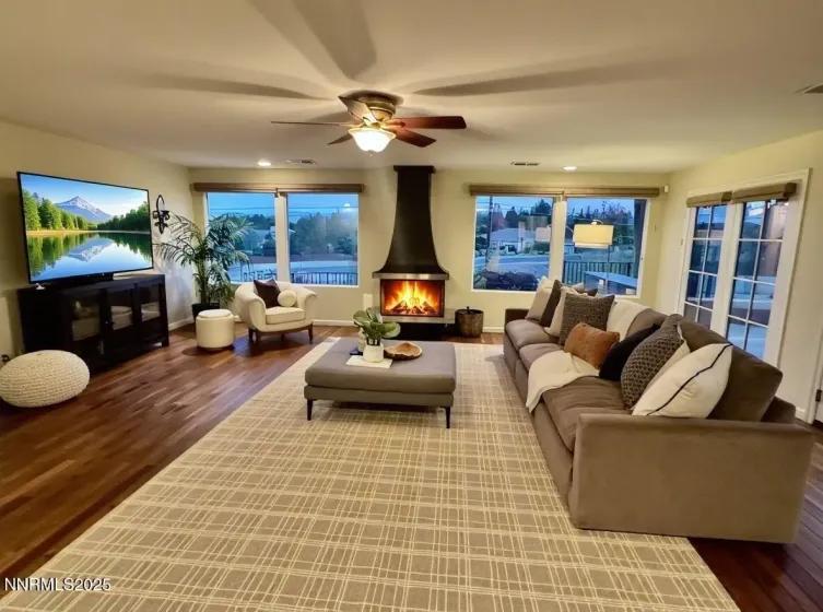 2360 Pioneer, Reno, Nevada 89509, 5 Bedrooms Bedrooms, ,4 BathroomsBathrooms,Residential,Residential,Pioneer,250057015