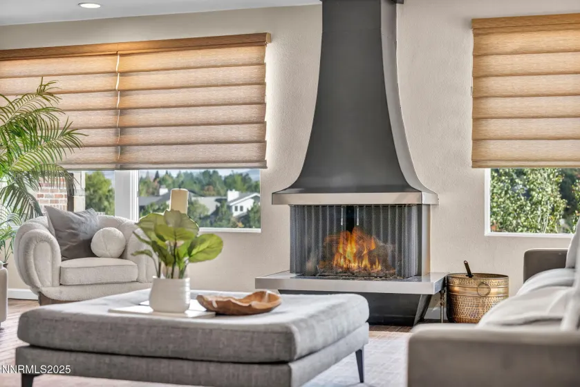 2360 Pioneer, Reno, Nevada 89509, 5 Bedrooms Bedrooms, ,4 BathroomsBathrooms,Residential,Residential,Pioneer,250057015