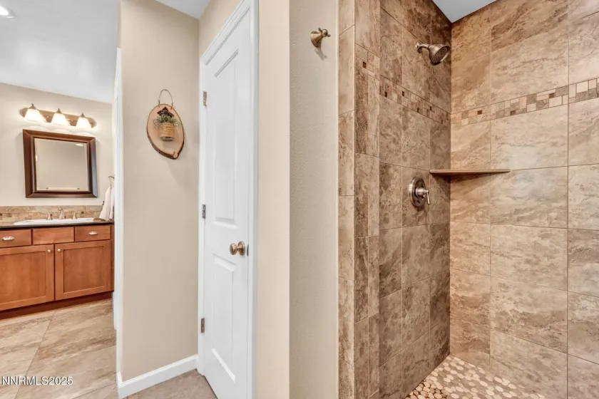 2360 Pioneer, Reno, Nevada 89509, 5 Bedrooms Bedrooms, ,4 BathroomsBathrooms,Residential,Residential,Pioneer,250057015