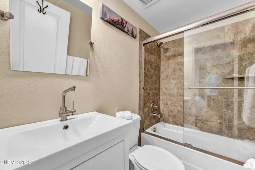 2360 Pioneer, Reno, Nevada 89509, 5 Bedrooms Bedrooms, ,4 BathroomsBathrooms,Residential,Residential,Pioneer,250057015