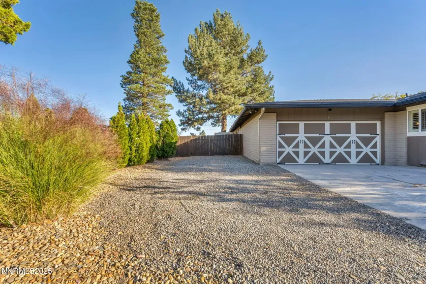 2360 Pioneer, Reno, Nevada 89509, 5 Bedrooms Bedrooms, ,4 BathroomsBathrooms,Residential,Residential,Pioneer,250057015