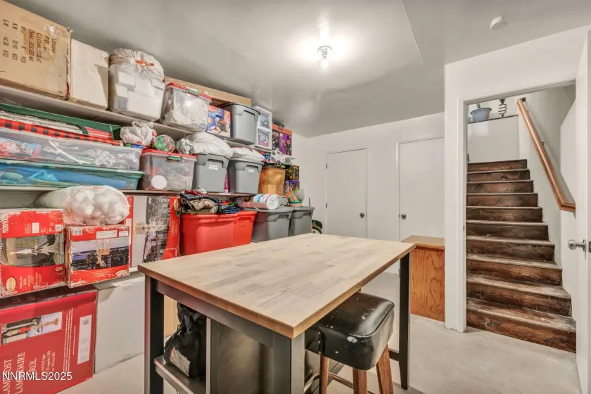 2360 Pioneer, Reno, Nevada 89509, 5 Bedrooms Bedrooms, ,4 BathroomsBathrooms,Residential,Residential,Pioneer,250057015