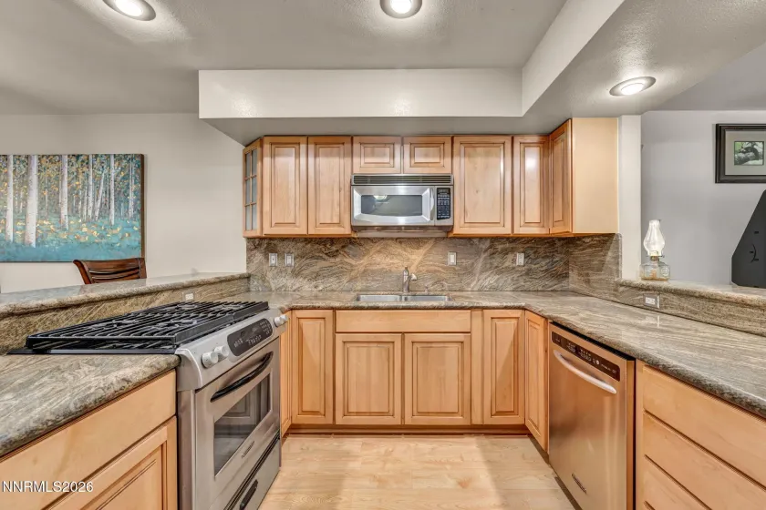 866 Northwood, Incline Village, Nevada 89451, 3 Bedrooms Bedrooms, ,3 BathroomsBathrooms,Residential,Residential,Northwood,260000684