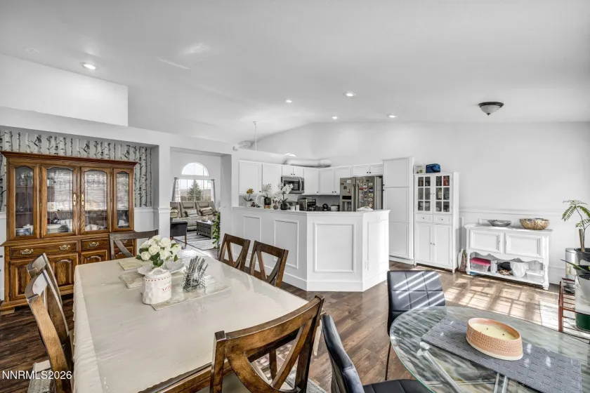 8000 Monterey Shores, Reno, Nevada 89506, 4 Bedrooms Bedrooms, ,2 BathroomsBathrooms,Residential,Residential,Monterey Shores,260001993