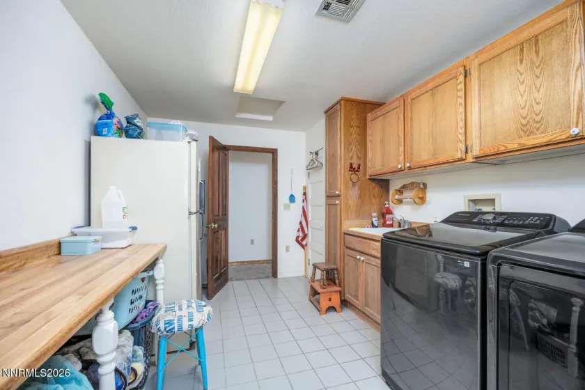 4185 Saint Clair, Fallon, Nevada 89406, 4 Bedrooms Bedrooms, ,4 BathroomsBathrooms,Residential,Residential,Saint Clair,260001996