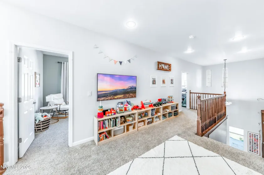 560 Connemaras, Reno, Nevada 89521, 4 Bedrooms Bedrooms, ,3 BathroomsBathrooms,Residential,Residential,Connemaras,260002000