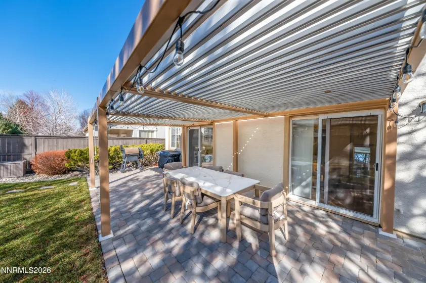 560 Connemaras, Reno, Nevada 89521, 4 Bedrooms Bedrooms, ,3 BathroomsBathrooms,Residential,Residential,Connemaras,260002000