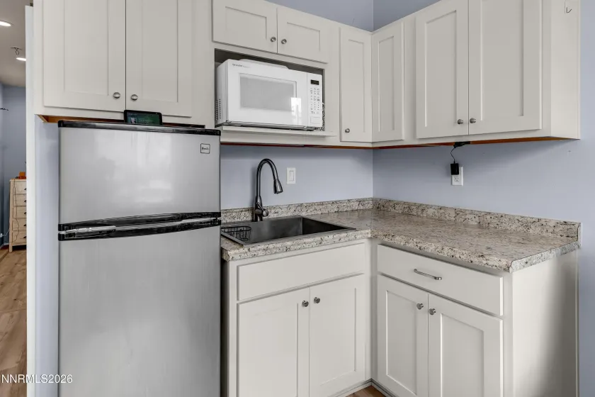 2725 Decoy, Sparks, Nevada 89436, 5 Bedrooms Bedrooms, ,4 BathroomsBathrooms,Residential,Residential,Decoy,260001997