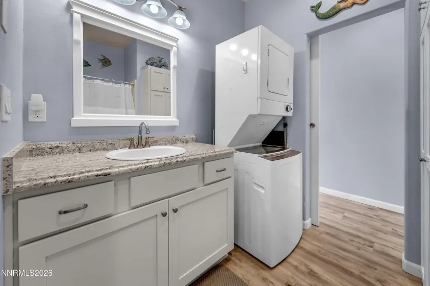 2725 Decoy, Sparks, Nevada 89436, 5 Bedrooms Bedrooms, ,4 BathroomsBathrooms,Residential,Residential,Decoy,260001997