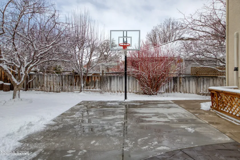 2725 Decoy, Sparks, Nevada 89436, 5 Bedrooms Bedrooms, ,4 BathroomsBathrooms,Residential,Residential,Decoy,260001997