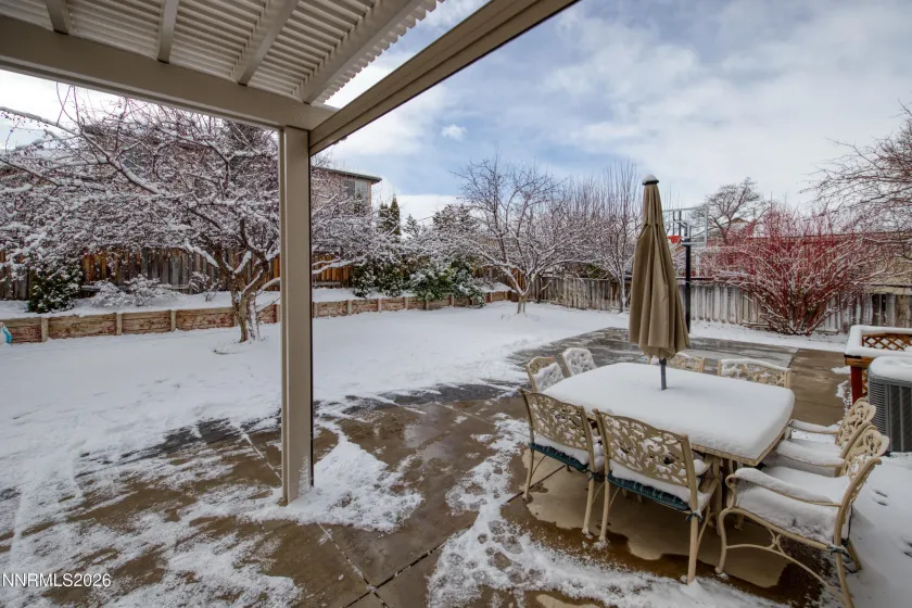 2725 Decoy, Sparks, Nevada 89436, 5 Bedrooms Bedrooms, ,4 BathroomsBathrooms,Residential,Residential,Decoy,260001997