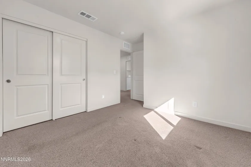 1297 Old Barn, Sparks, Nevada 89436, 5 Bedrooms Bedrooms, ,3 BathroomsBathrooms,Residential,Residential,Old Barn,260002005