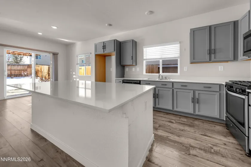 1297 Old Barn, Sparks, Nevada 89436, 5 Bedrooms Bedrooms, ,3 BathroomsBathrooms,Residential,Residential,Old Barn,260002005