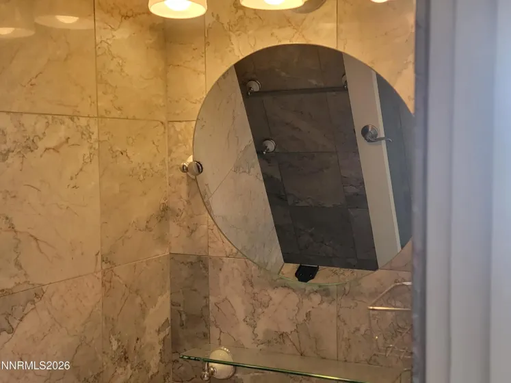 280 Island, Reno, Nevada 89501, ,1 BathroomBathrooms,Residential,Residential,Island,260002007