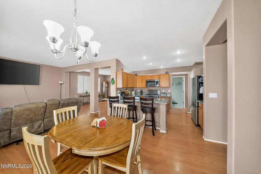 7975 Monterey Shores, Reno, Nevada 89506, 3 Bedrooms Bedrooms, ,2 BathroomsBathrooms,Residential,Residential,Monterey Shores,260002010