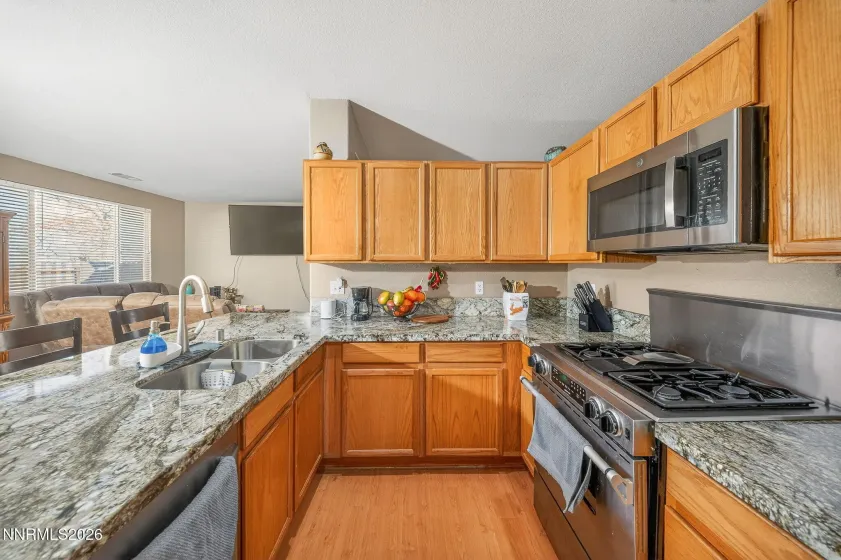 7975 Monterey Shores, Reno, Nevada 89506, 3 Bedrooms Bedrooms, ,2 BathroomsBathrooms,Residential,Residential,Monterey Shores,260002010