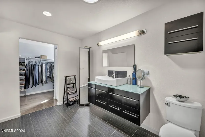 1568 Barker, Gardnerville, Nevada 89410, 5 Bedrooms Bedrooms, ,4 BathroomsBathrooms,Residential,Residential,Barker,260002021