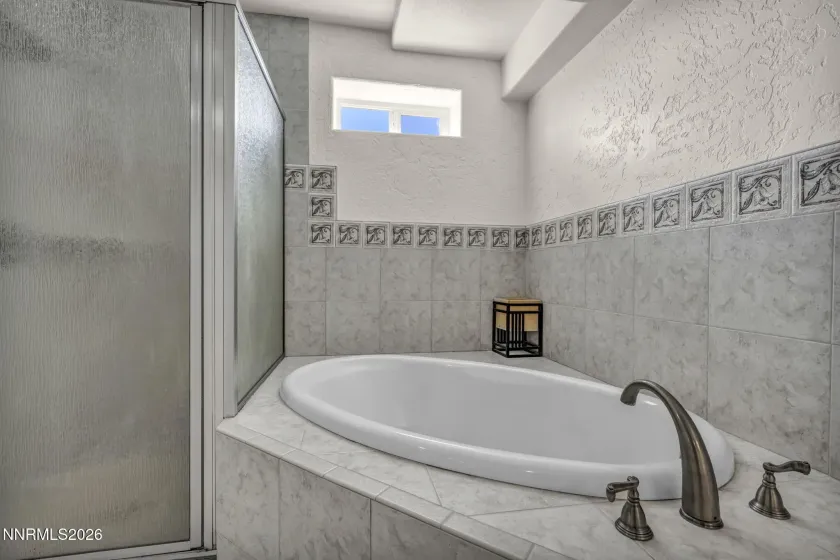 1568 Barker, Gardnerville, Nevada 89410, 5 Bedrooms Bedrooms, ,4 BathroomsBathrooms,Residential,Residential,Barker,260002021