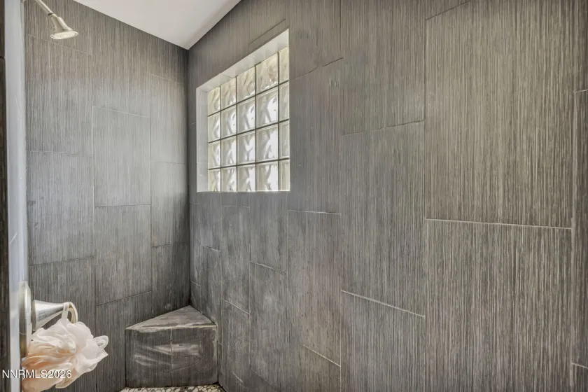 1568 Barker, Gardnerville, Nevada 89410, 5 Bedrooms Bedrooms, ,4 BathroomsBathrooms,Residential,Residential,Barker,260002021